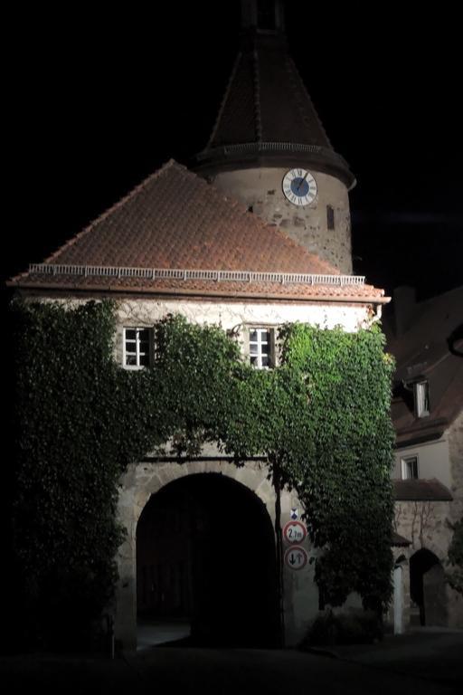 Hotel-Gasthof Neue Post Leutershausen  المظهر الخارجي الصورة