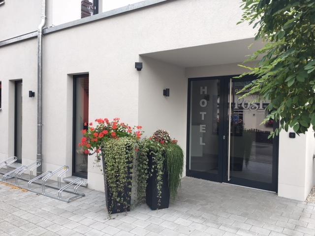 Hotel-Gasthof Neue Post Leutershausen  المظهر الخارجي الصورة